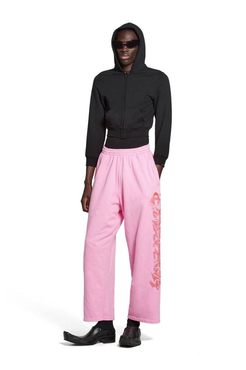 Balenciaga 正式發佈獨家膠囊系列「Offshore」