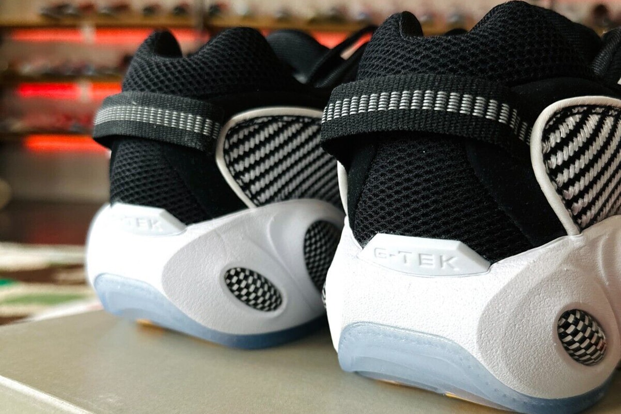 Drake x Nike NOCTA Glide 最新配色「Black/White」更多實鞋圖輯曝光