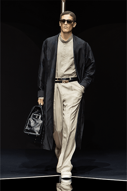 Emporio Armani 2024 春夏男裝系列大秀「The Essence Of The Night」正式登場