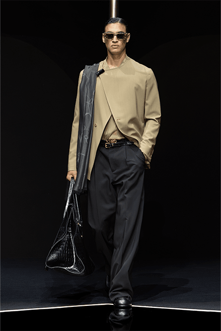 Emporio Armani 2024 春夏男裝系列大秀「The Essence Of The Night」正式登場