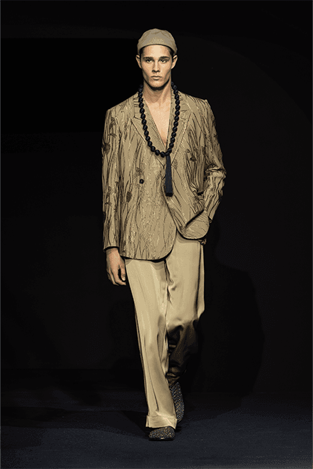Emporio Armani 2024 春夏男裝系列大秀「The Essence Of The Night」正式登場