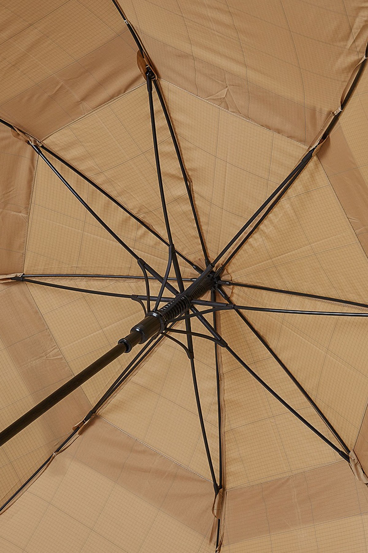 INVINCIBLE x RainSmith「Tactical Storm」獨家聯名雙層抗風反光雨傘正式登場