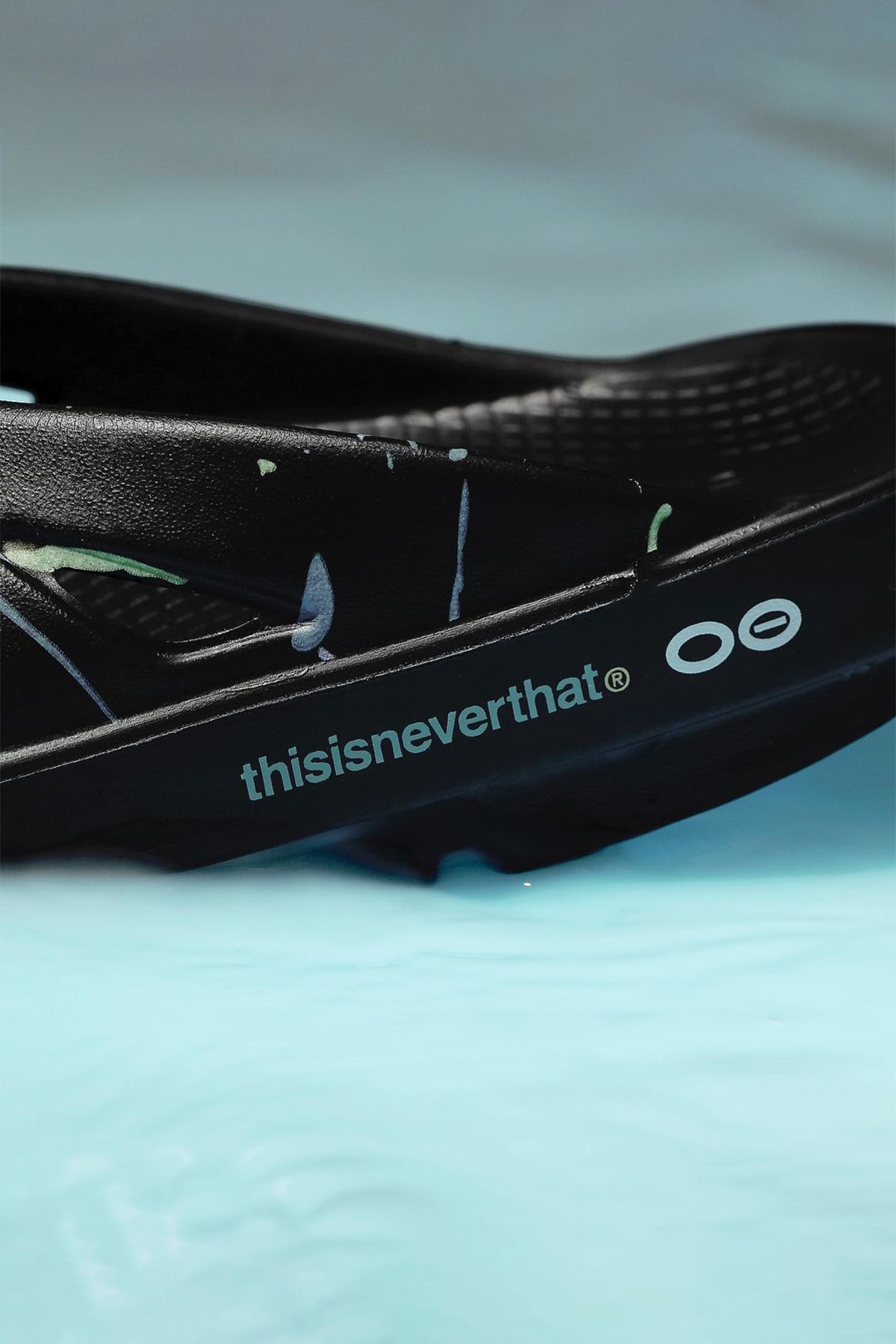 thisisneverthat x OOFOS 全新聯名系列鞋款正式發佈