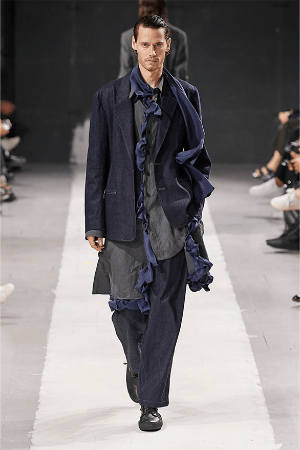 Yohji Yamamoto 正式發佈 2024 春夏男裝系列大秀