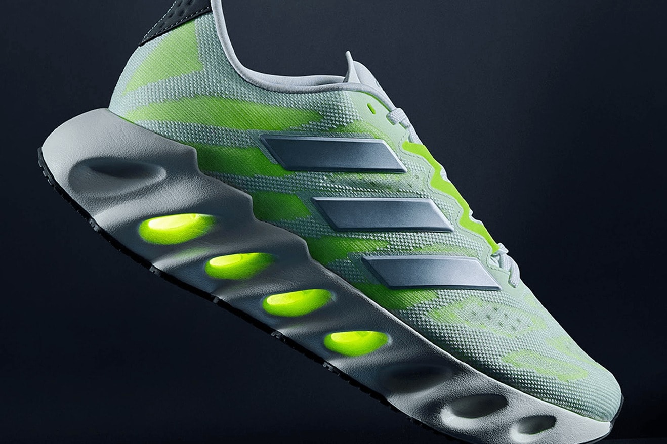 adidas 推出全新跑鞋 SWITCH FWD