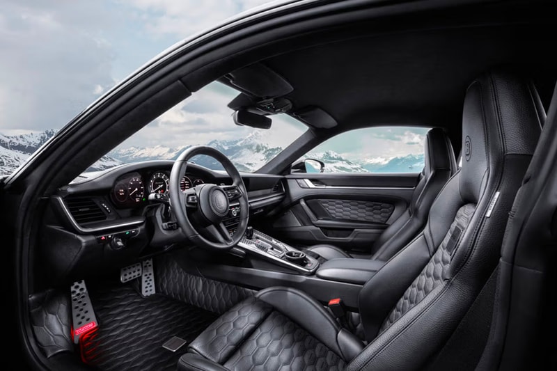 Brabus 打造 900 匹馬力全新 Porsche 911 Turbo S Coupe 改裝車款