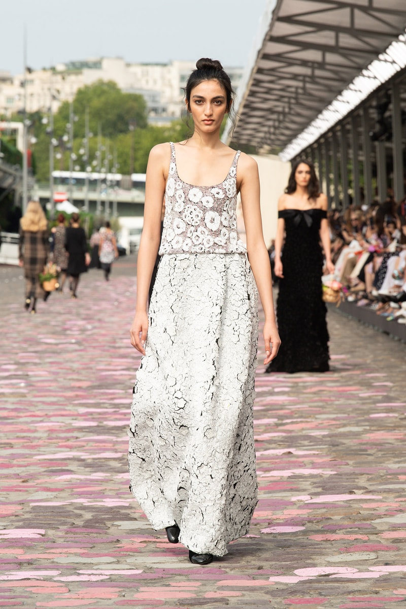 CHANEL 正式發表 2023/24 秋冬高定系列大秀