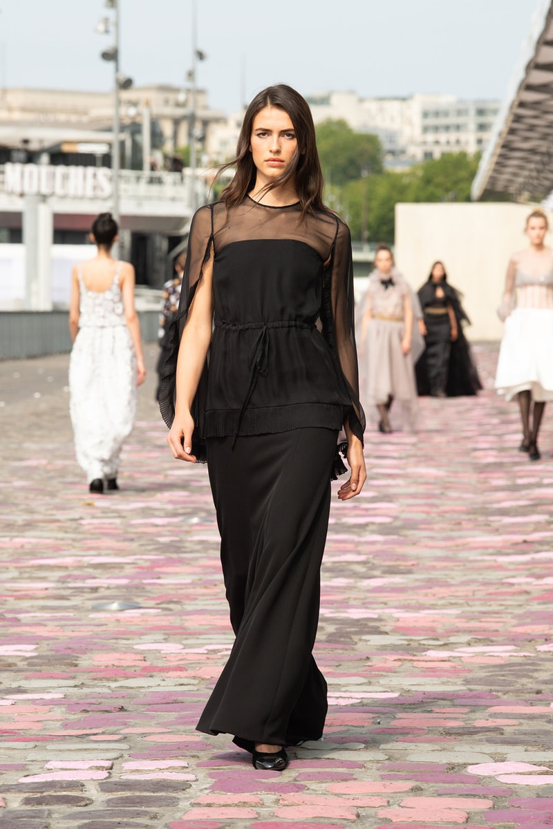 CHANEL 正式發表 2023/24 秋冬高定系列大秀