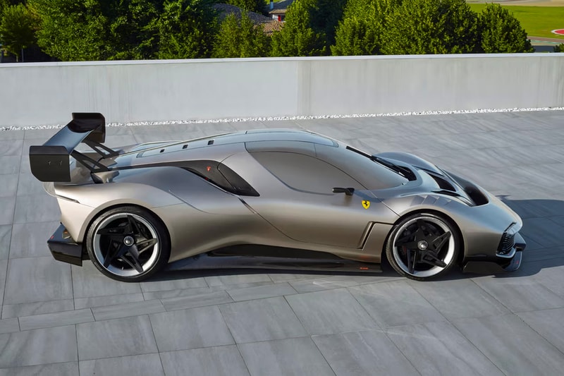 Ferrari 正式發表全球唯一定製車款 KC23
