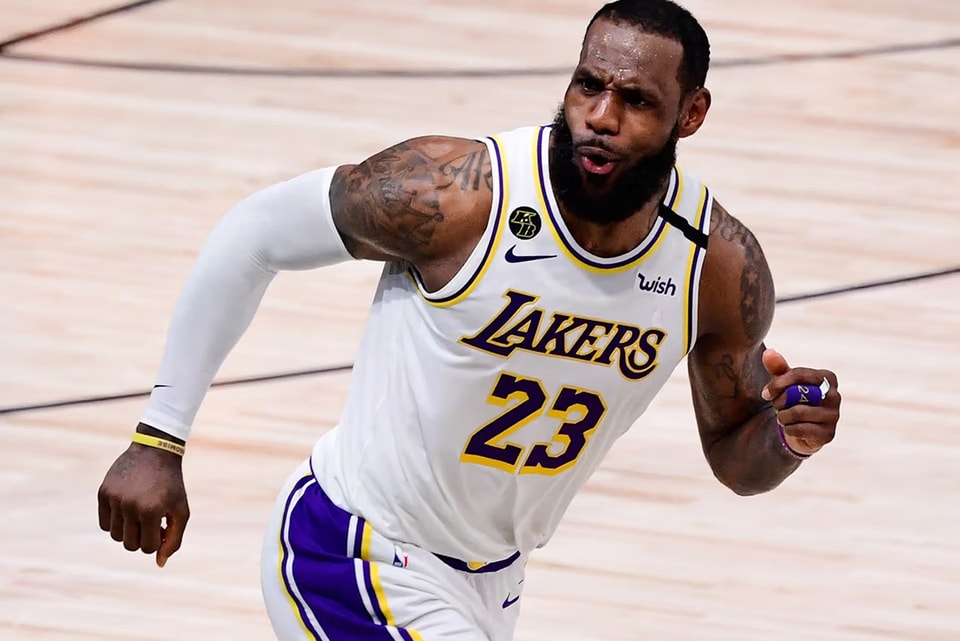 Lakers' LeBron James switching jersey number back to No. 23