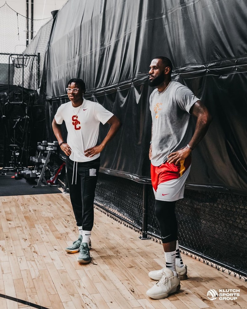 LeBron James 率先著用最新世代戰靴 Nike LeBron 21