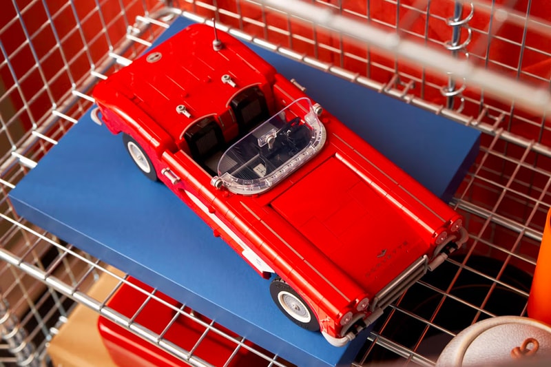 LEGO 推出經典車型 1961 Chevrolet Corvette 積木模型