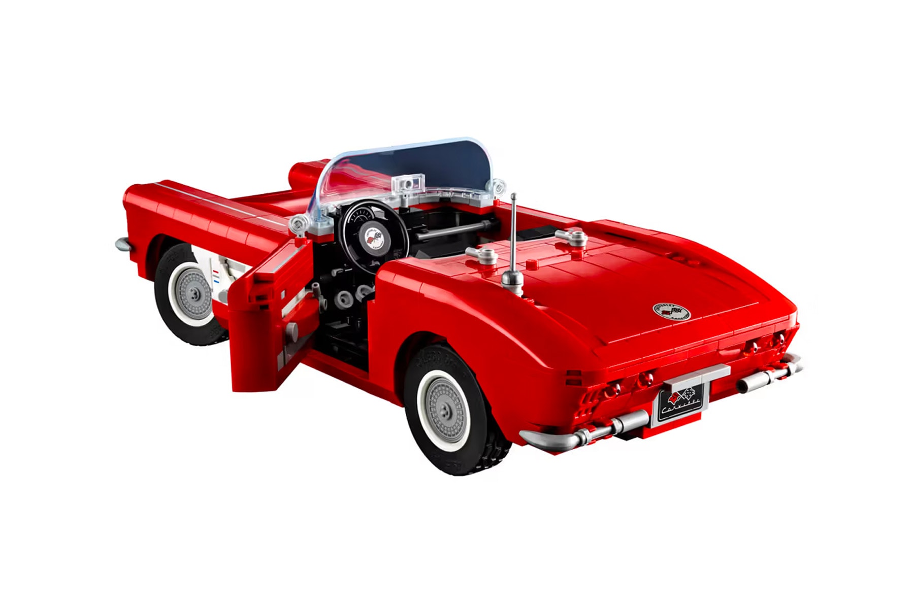 LEGO 推出經典車型 1961 Chevrolet Corvette 積木模型
