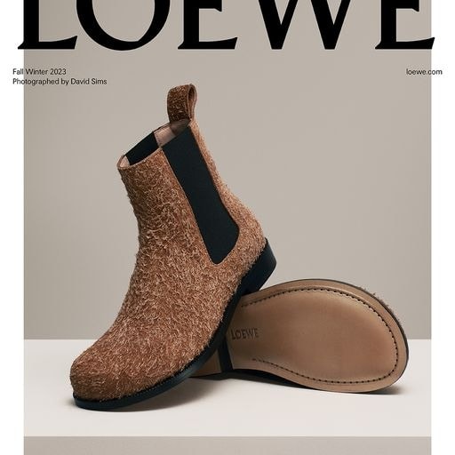 LOEWE 2023 秋冬男裝 Lookbook 正式發佈
