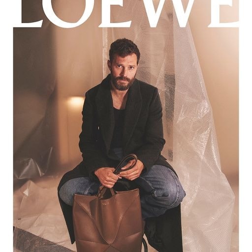 LOEWE 2023 秋冬男裝 Lookbook 正式發佈
