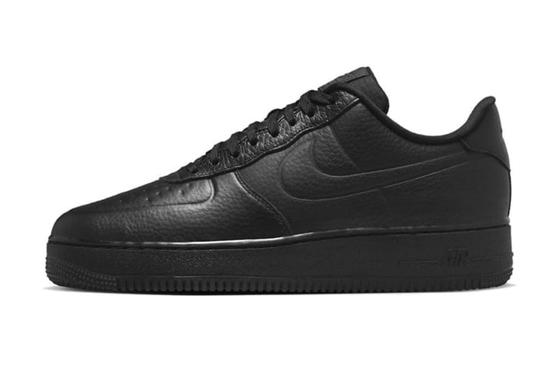 Nike Air Force 1 Waterproof 推出全新配色「Triple-Black」