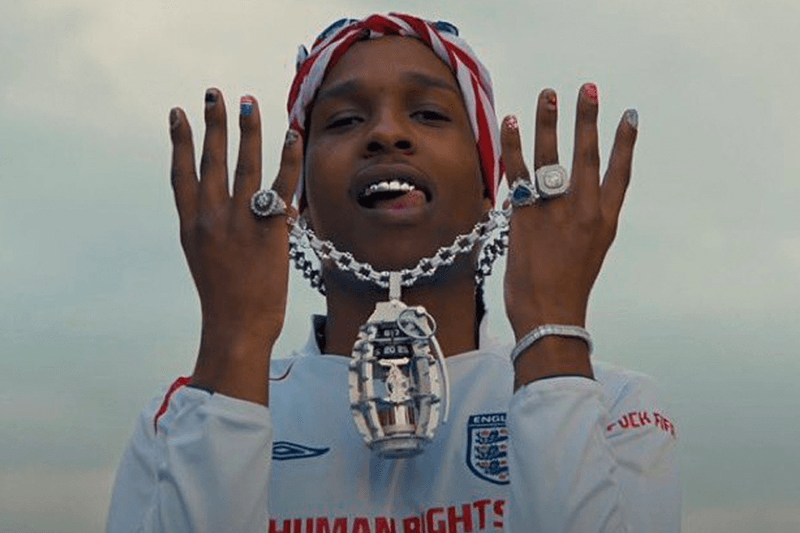 A$AP ROCKY 於新歌《RIOT（Rowdy Pipe’n) 》配戴價值接近 $15 萬美金鑽石鐘錶吊墜