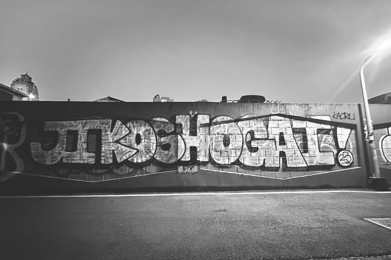 新銳藝術家冨堅薰首次舉辦個展《事故障害》