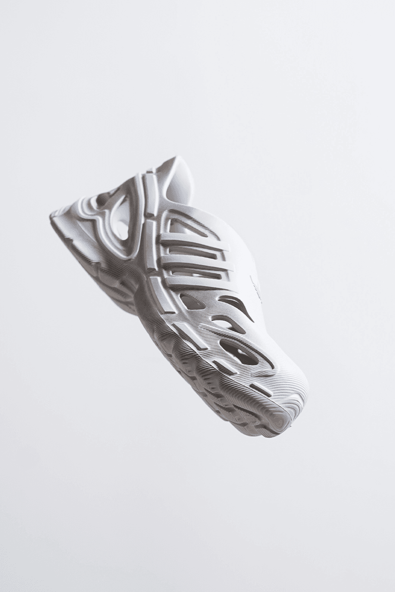 adiFom 系列正式推出最新鞋款 SUPERNOVA