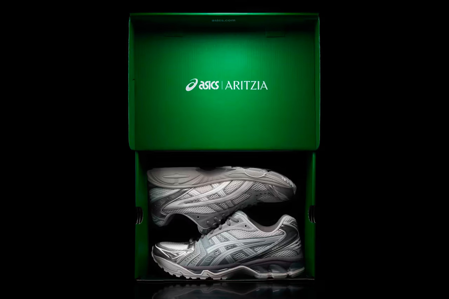 Aritzia x ASICS 全新聯名鞋款 GEL-KAYANO 14 正式發佈