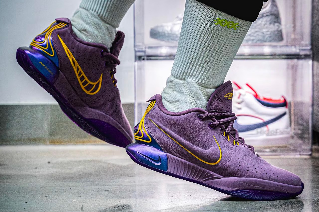 率先上腳 Nike LeBron 21 最新配色「Violet Dust」