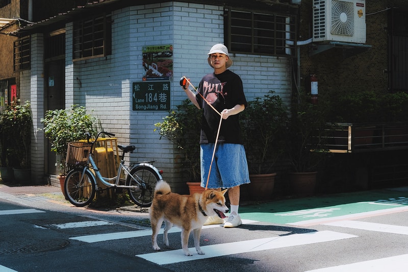 Streetsnaps：日常遛狗穿搭