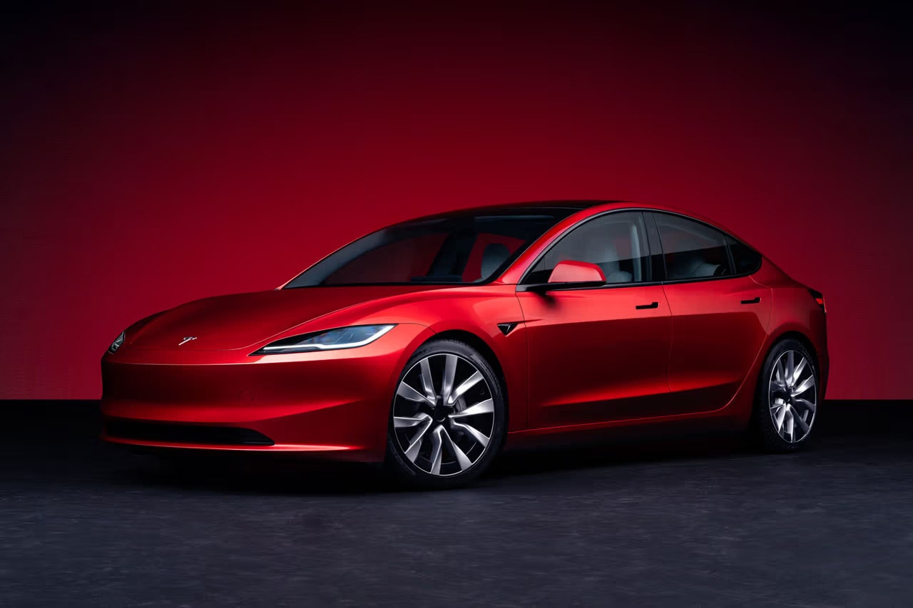 Tesla 正式發表全新改款 Model 3