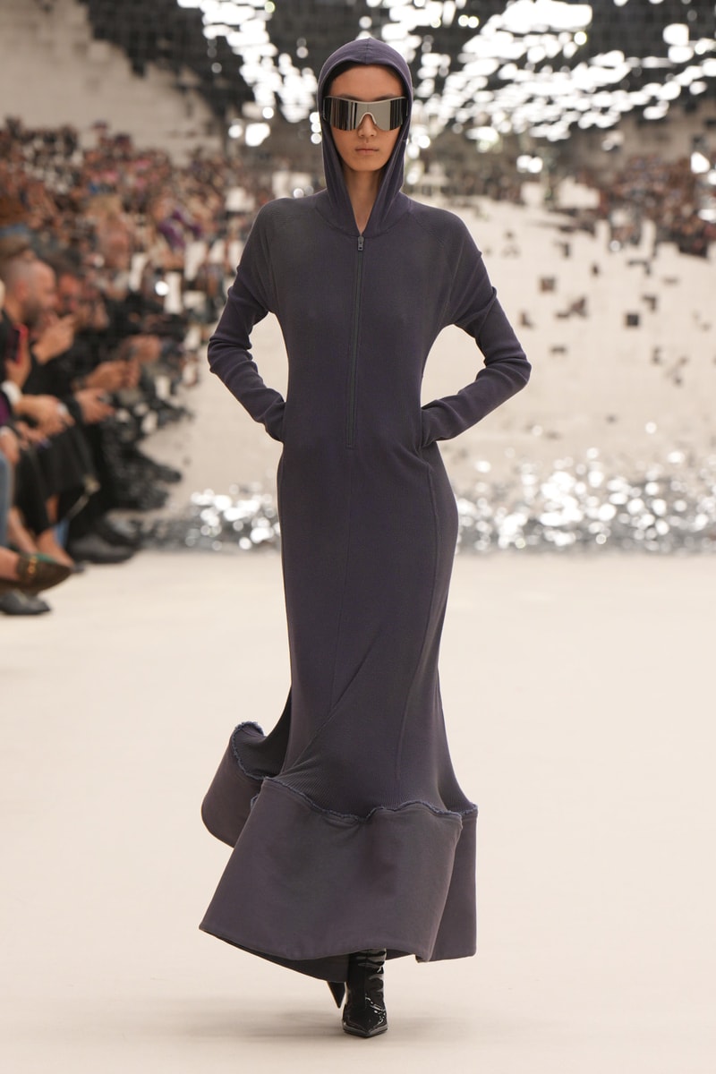 Acne Studios 正式發佈 2024 春夏女裝系列大秀