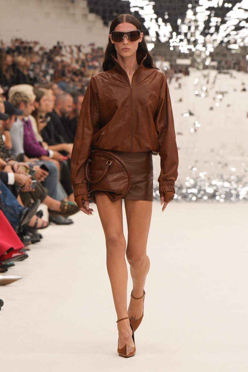 Acne Studios 正式發佈 2024 春夏女裝系列大秀