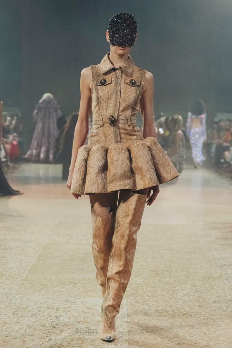 AREA 正式發表 2023 秋冬系列大秀