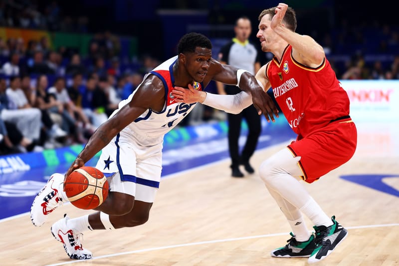 美國隊於世界盃四強賽敗給德國隊，再次無緣金牌