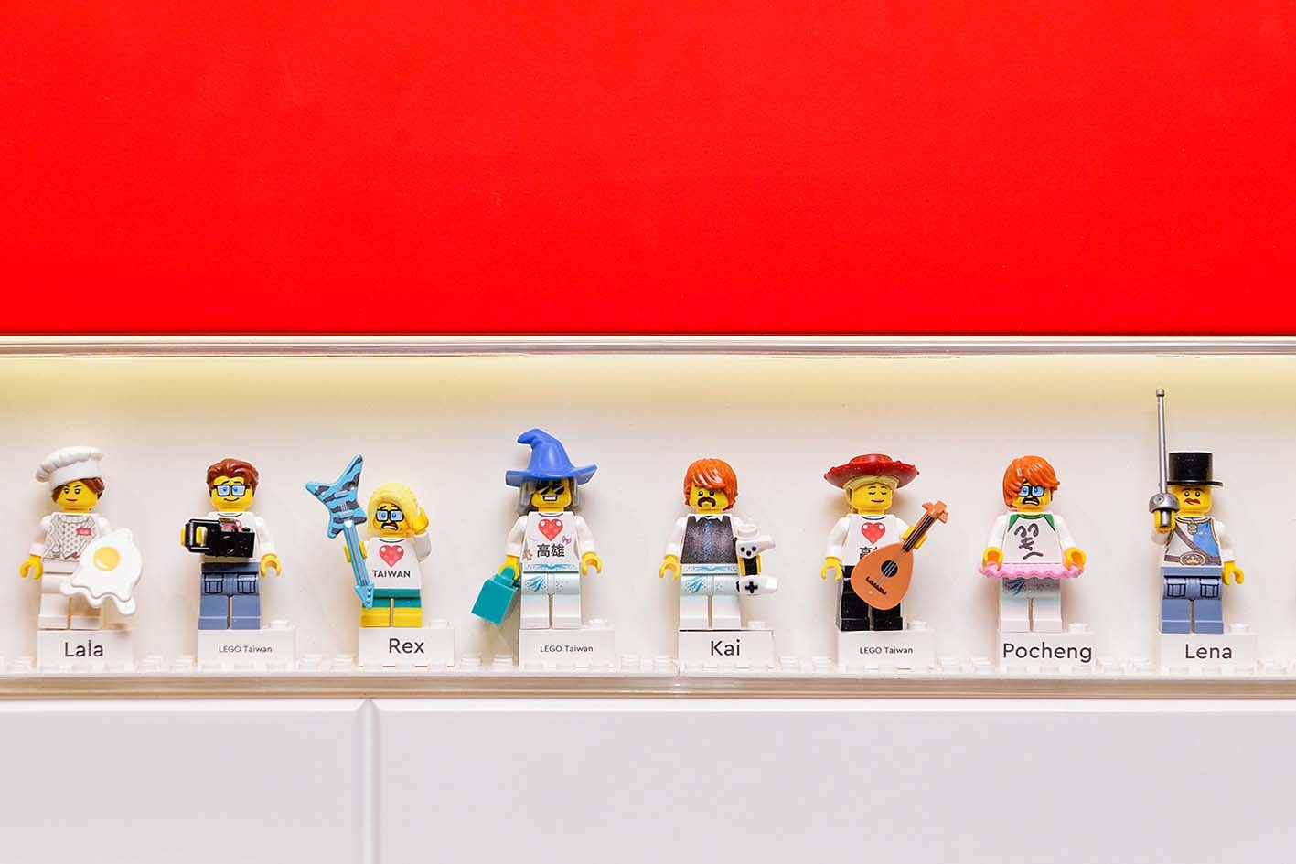 佔地全台灣最大，走進高雄 LEGO 未來概念店