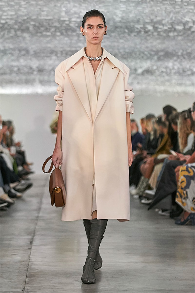 Jil Sander 正式發佈 2024 春夏系列大秀