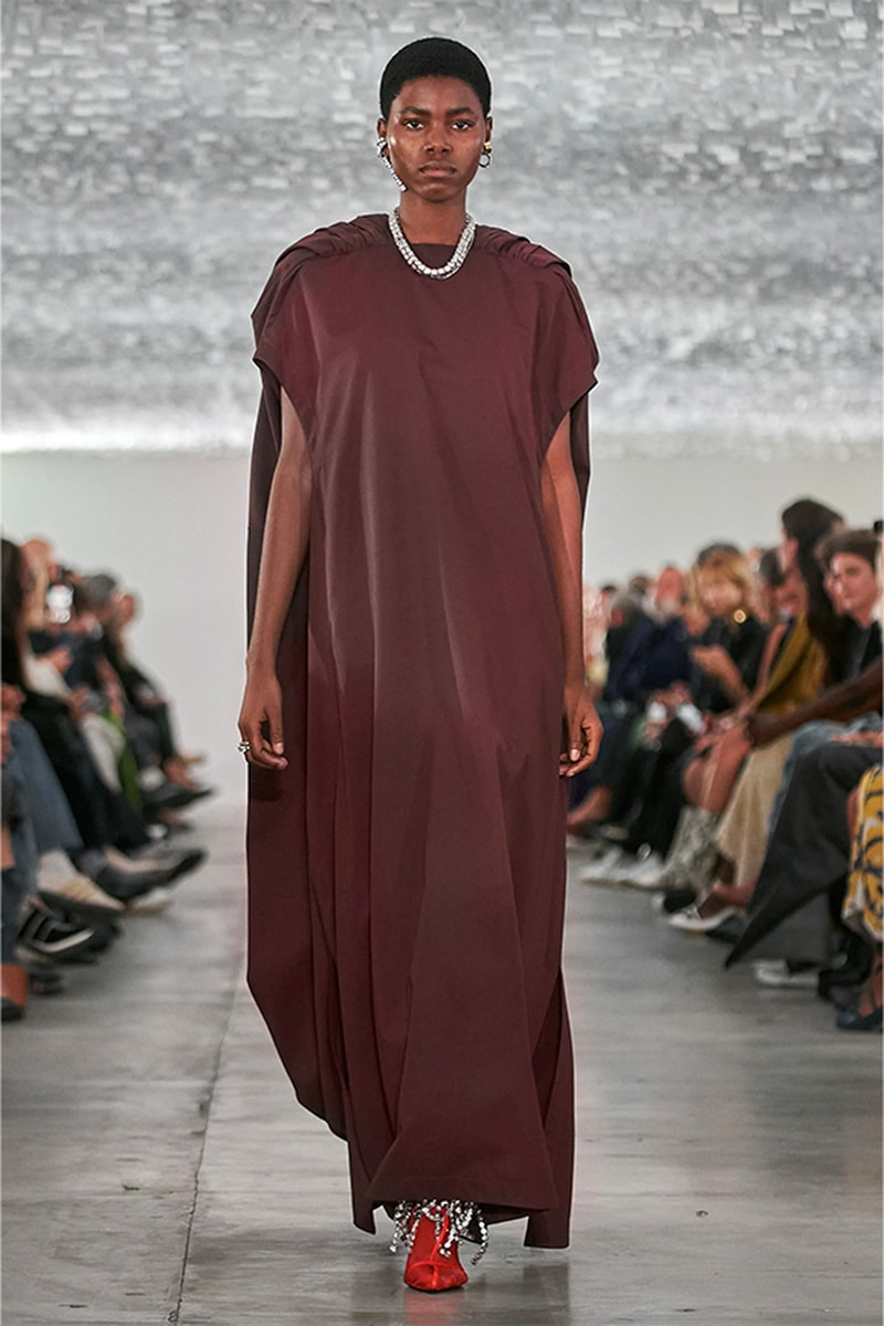 Jil Sander 正式發佈 2024 春夏系列大秀