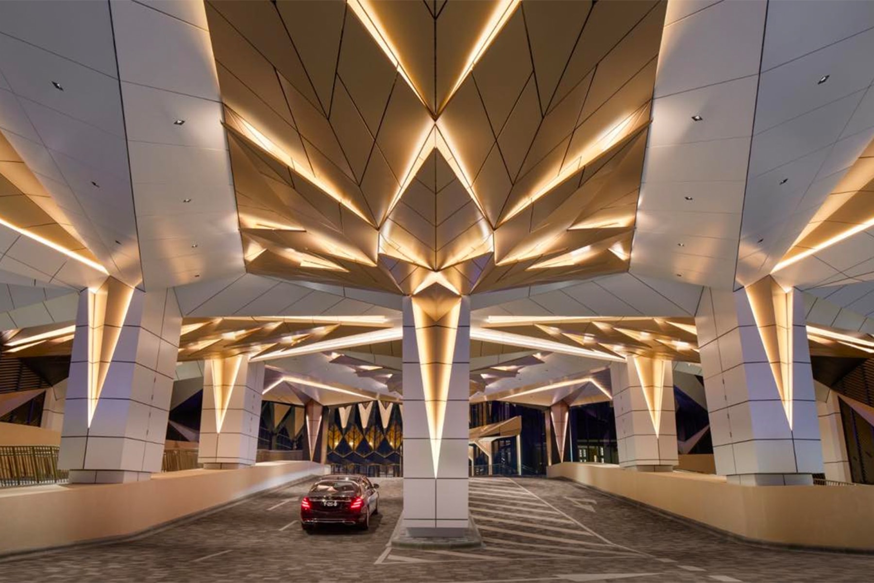 走進 Zaha Hadid 建築事務所打造全新澳門酒店 W Macau Hotel