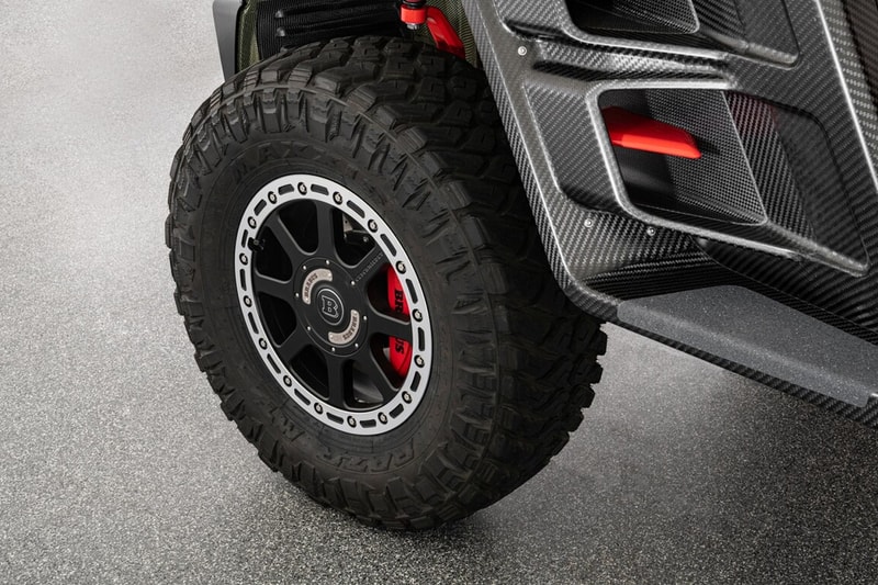 近賞 Drake 最新 900 匹馬力 Brabus Crawler 定製車款
