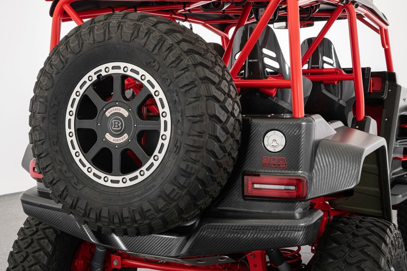 近賞 Drake 最新 900 匹馬力 Brabus Crawler 定製車款