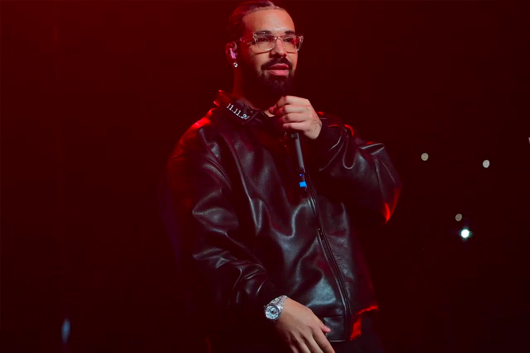 Drake 因身體健康問題宣布暫停創作