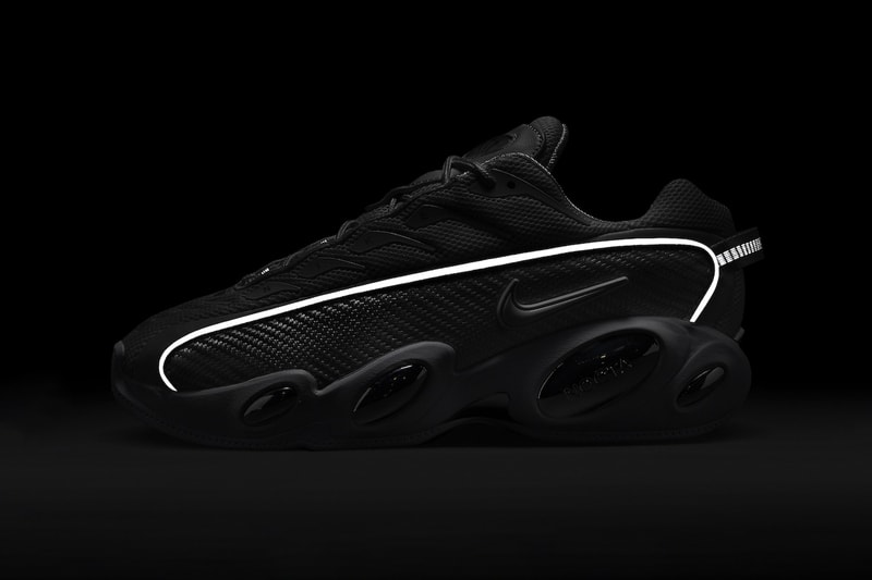 近賞 Nike NOCTA Glide 最新配色「White Chrome」
