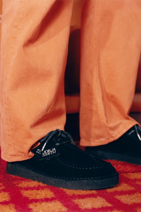 Jorja Smith 攜手 Clarks Originals 推出全新聯名鞋款