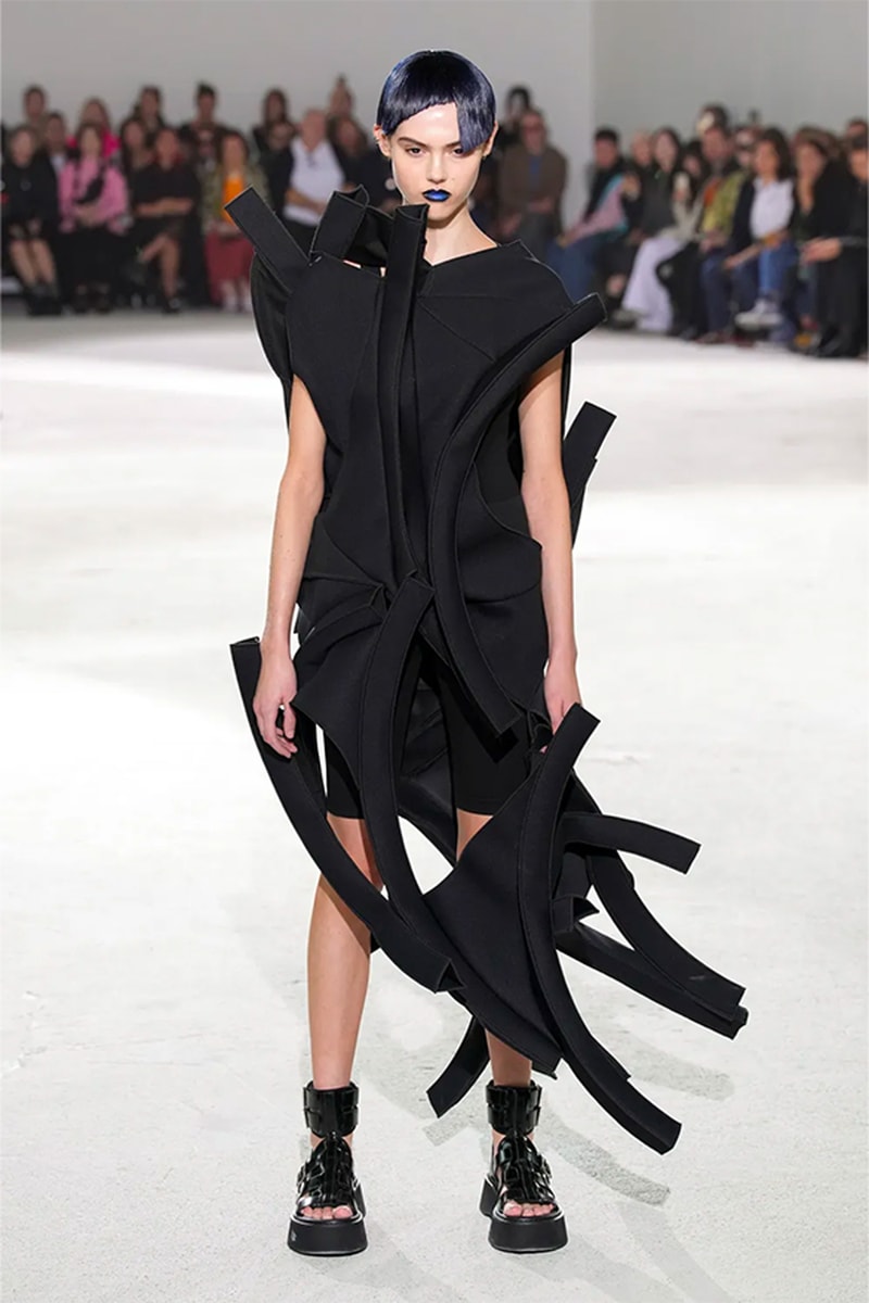Junya Watanabe 正式發佈 2024 春夏女裝系列大秀