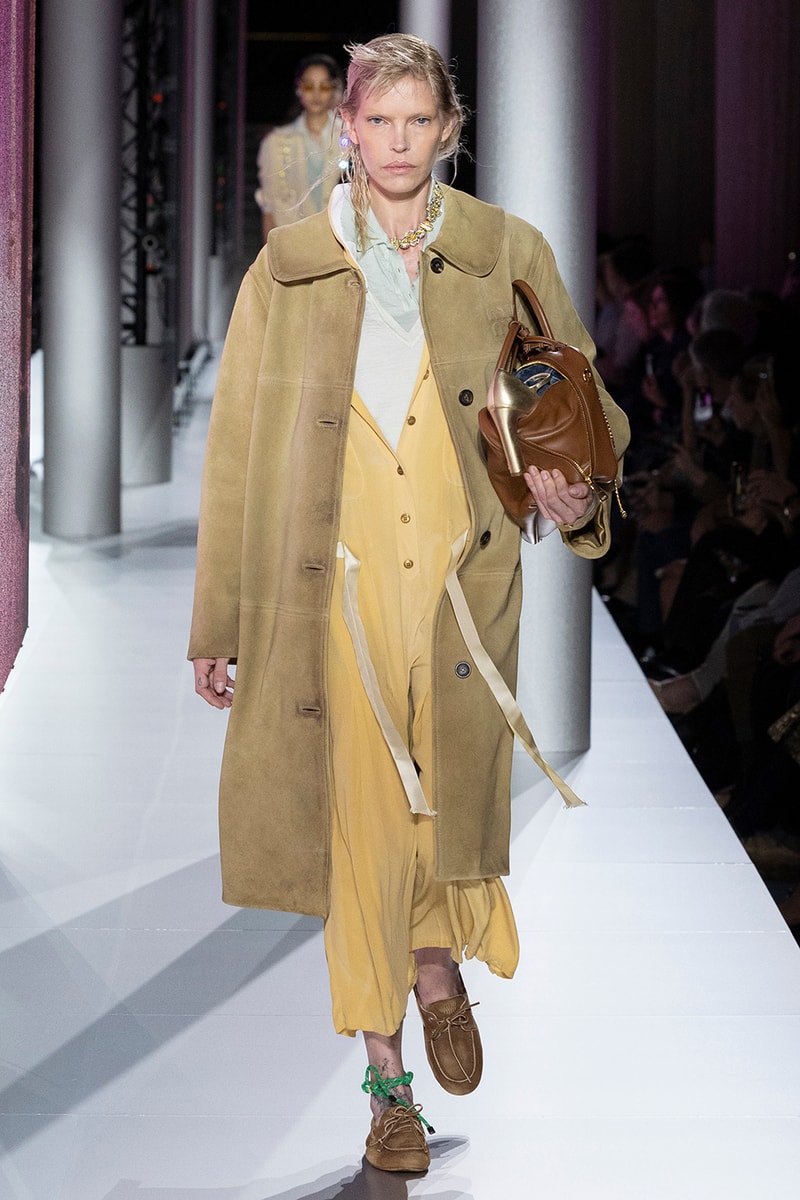 Miuccia Prada 執掌 Miu Miu 2024 春夏時裝大秀正式登場