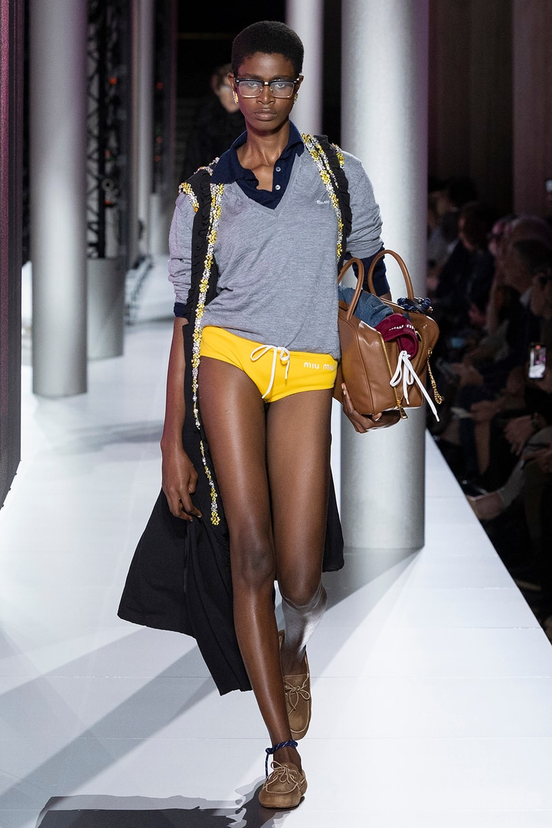 Miuccia Prada 執掌 Miu Miu 2024 春夏時裝大秀正式登場