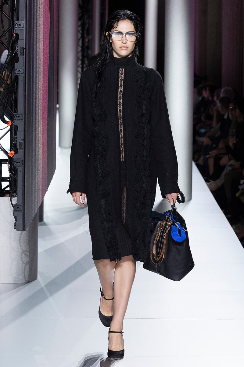 Miuccia Prada 執掌 Miu Miu 2024 春夏時裝大秀正式登場