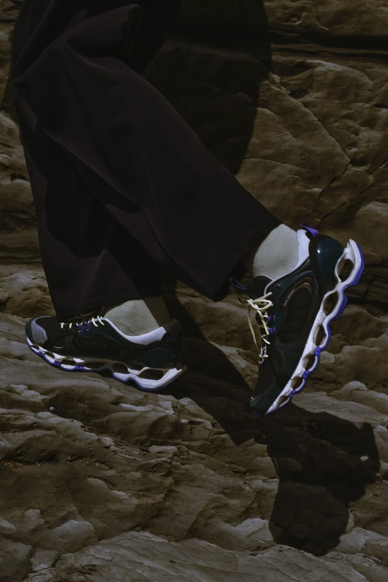 Graphpaper 攜手 Mizuno 推出全新聯名鞋款「Mountain View」