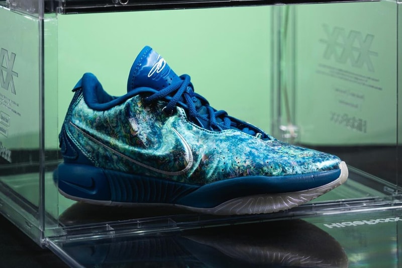 近賞 Nike LeBron 21 全新配色「Abalone Peal」