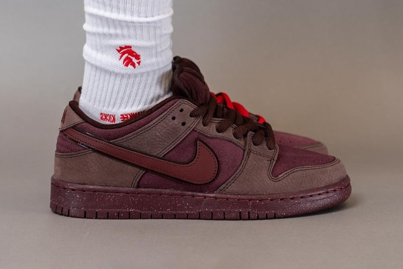 近賞 Nike SB Dunk Low 最新配色「Valentine's Day」上腳圖輯