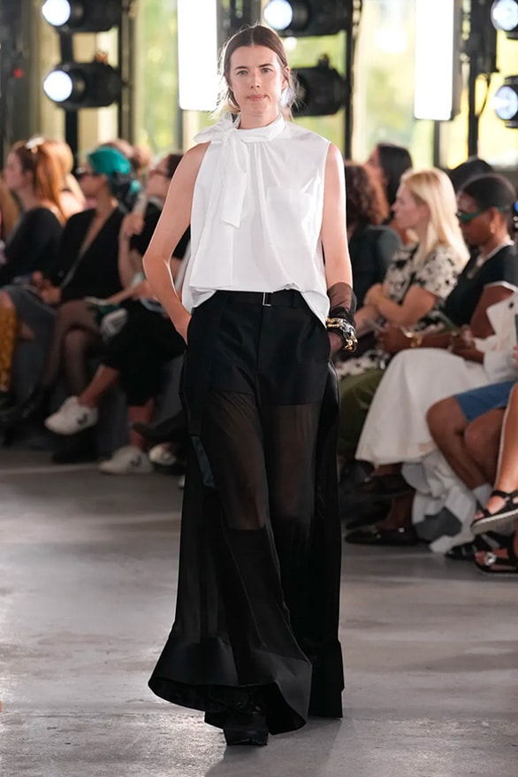sacai 2024 春夏女裝大秀正式登場