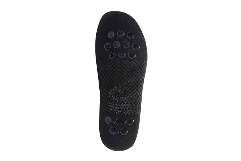 The North Face 正式推出「Portable Slipper」拖鞋、「Nuptse Bootie Socks」襪款