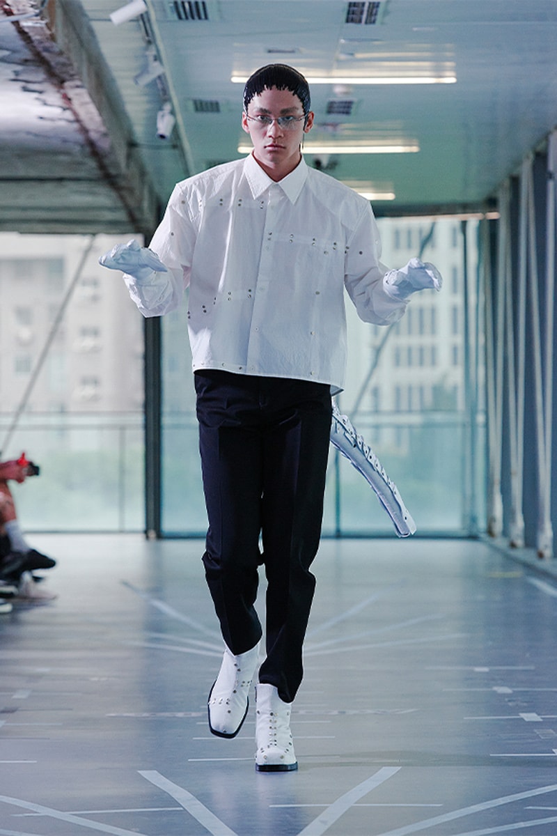 XANDER ZHOU 正式發佈 2024 春夏系列大秀